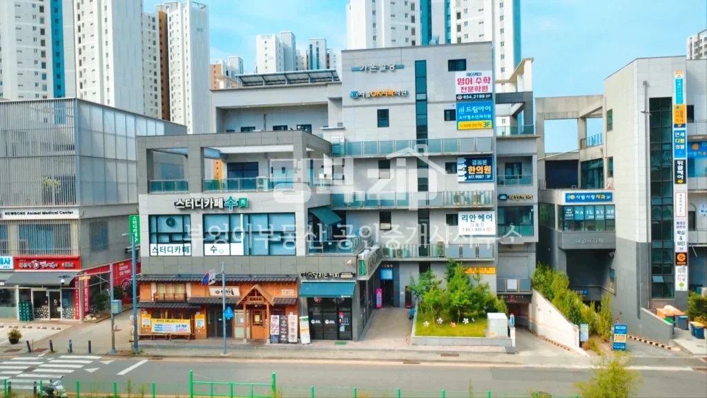 [평택시 동삭동 꼬마빌딩 매매] 공실없는 전체 임대 꼬마빌딩 (No.20261) - 주차편리(19대) 특징 - 상세 전경 - 확대 보기 3
